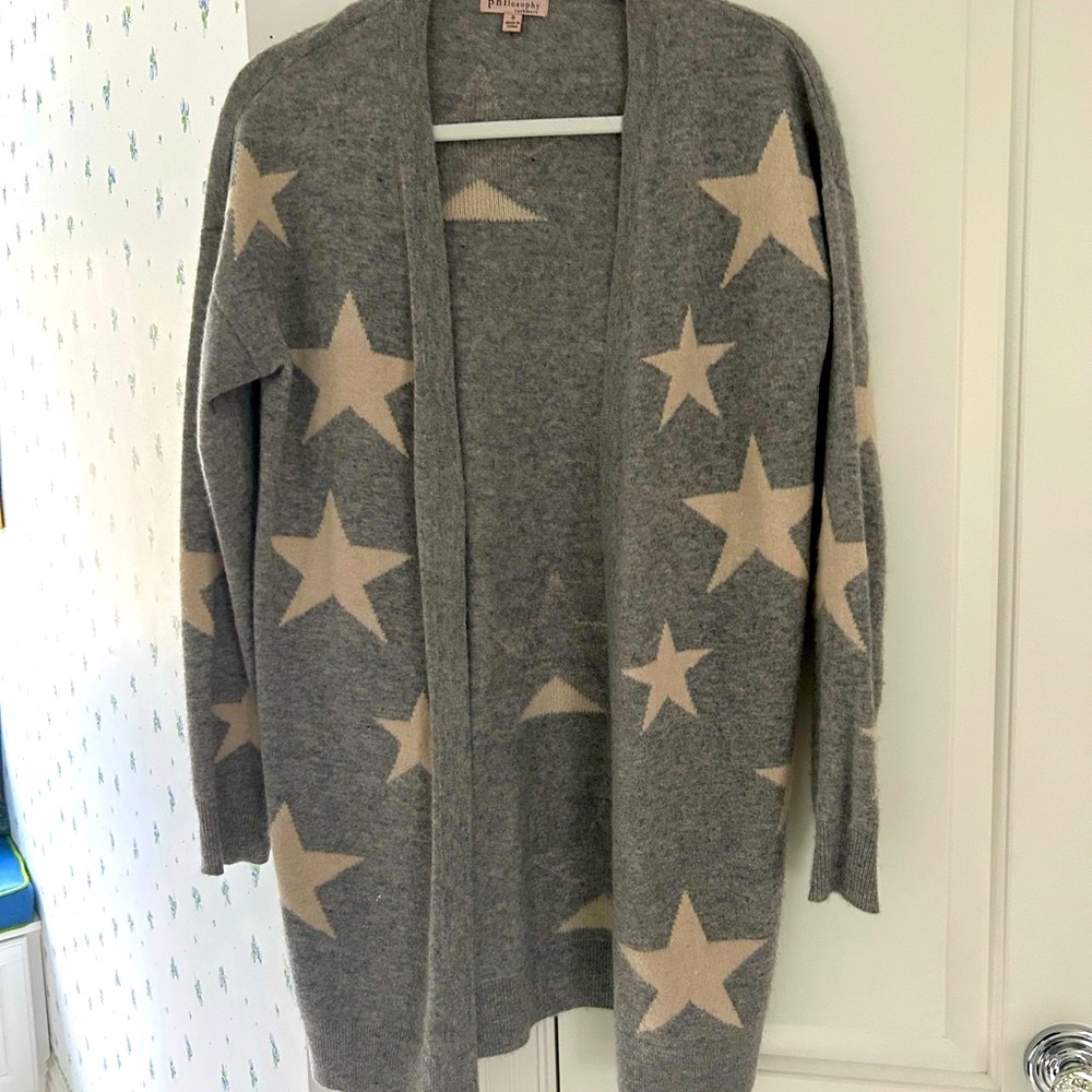 Cashmere Philosophy Gray and Cream Star Pattern Cardigan